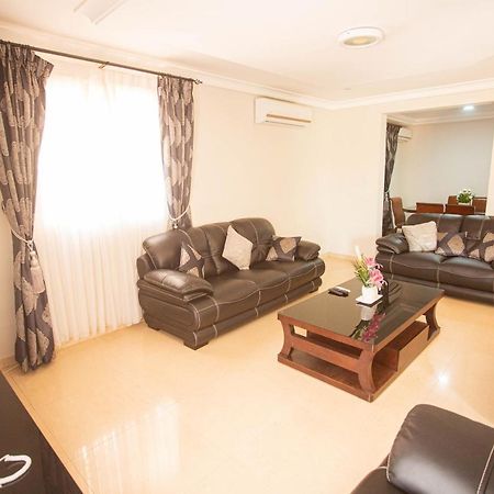 Accra Luxury Homes @ East Legon Экстерьер фото