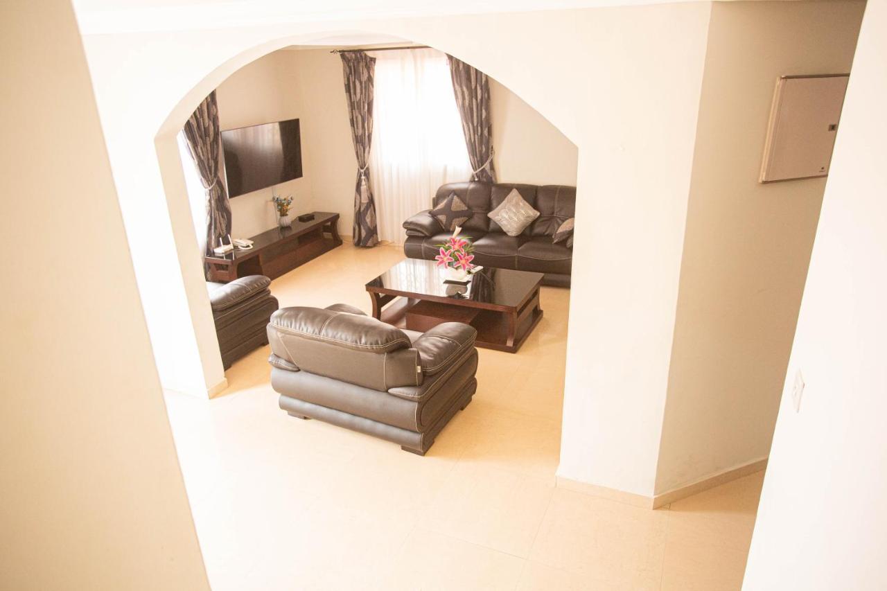 Accra Luxury Homes @ East Legon Экстерьер фото