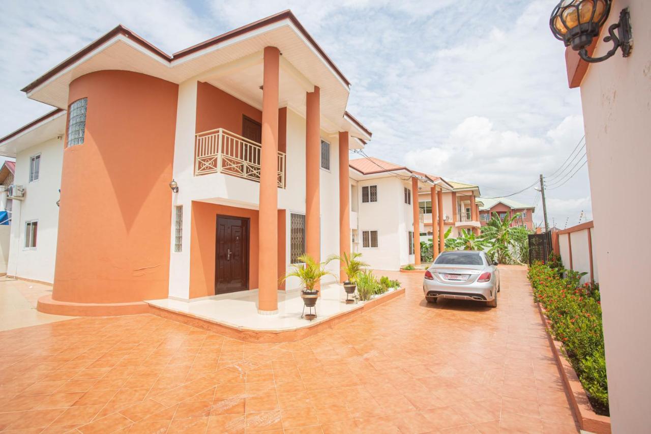 Accra Luxury Homes @ East Legon Экстерьер фото