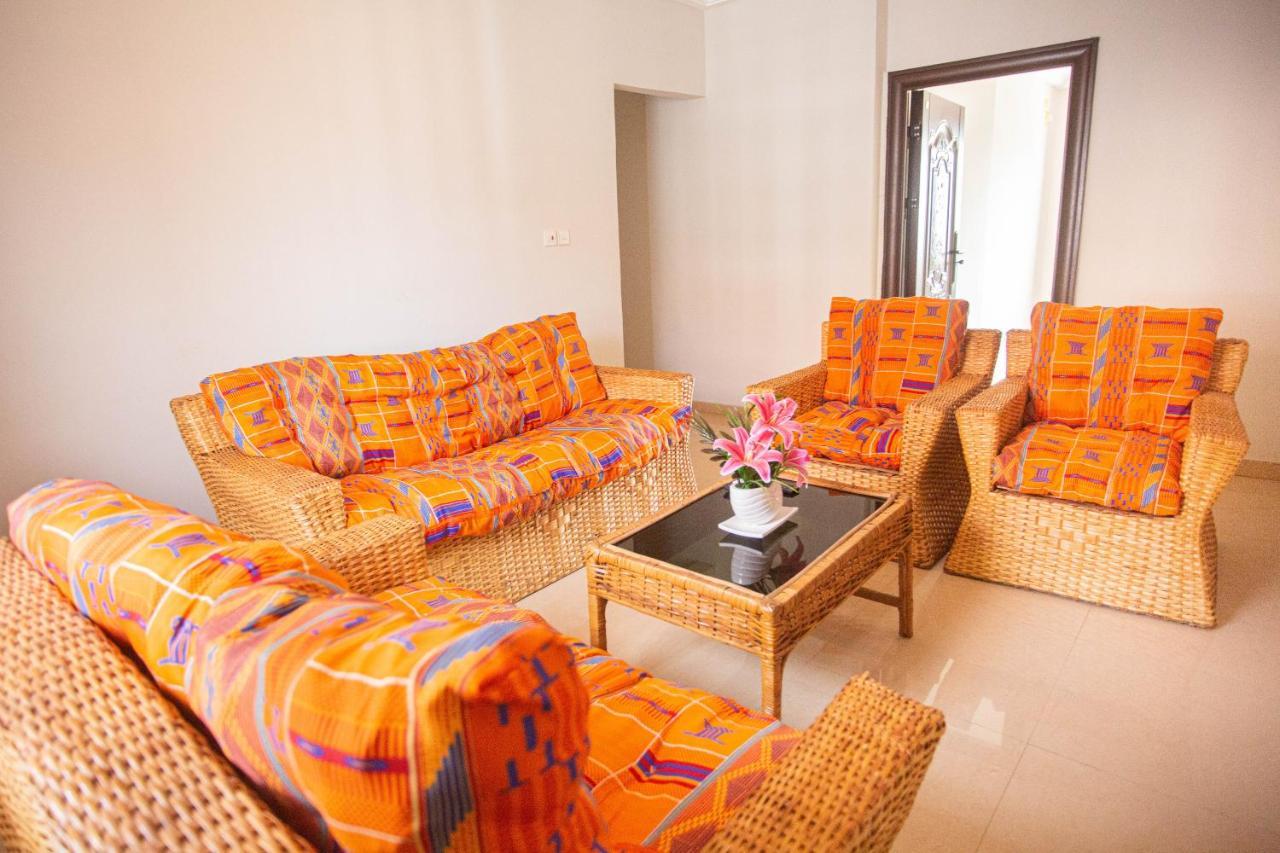Accra Luxury Homes @ East Legon Экстерьер фото