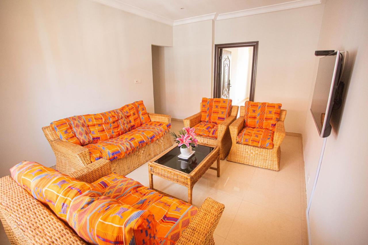Accra Luxury Homes @ East Legon Экстерьер фото