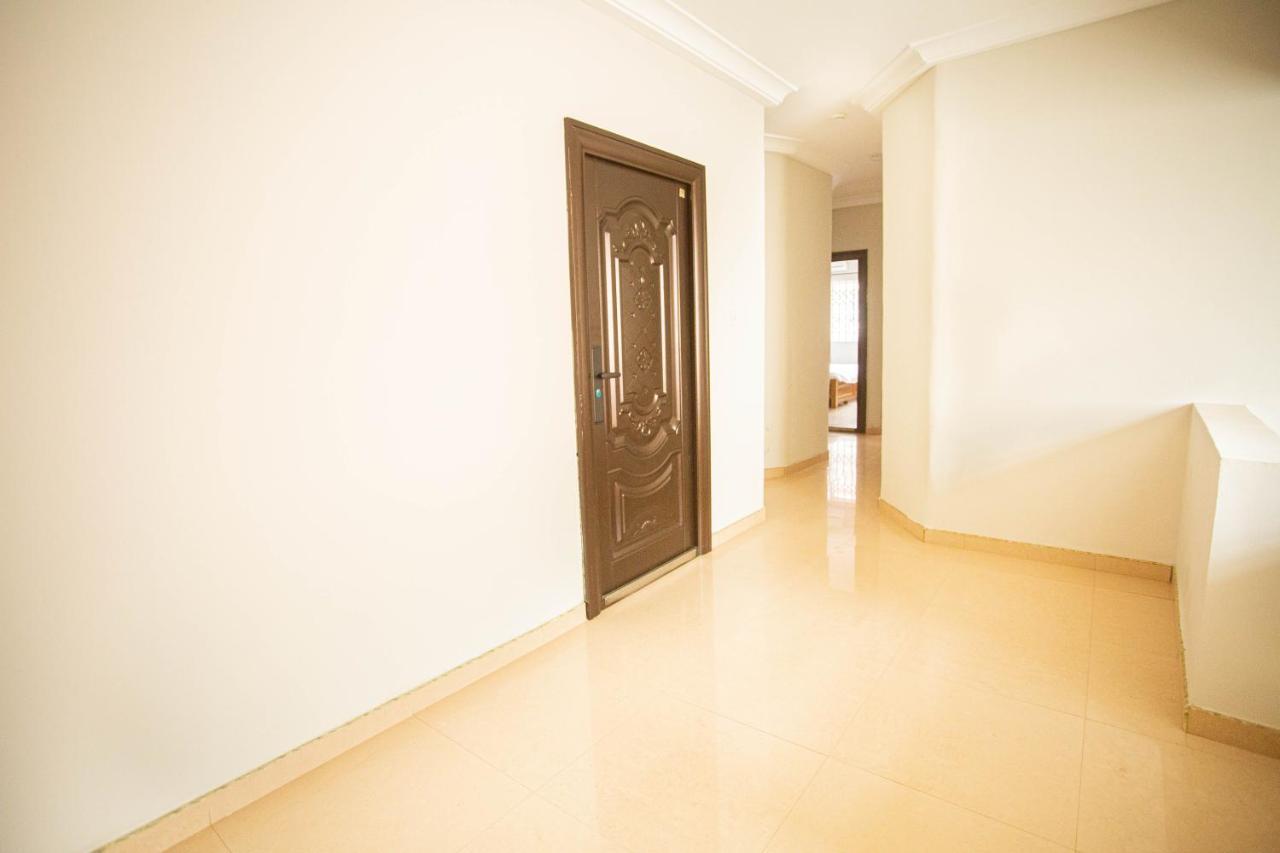 Accra Luxury Homes @ East Legon Экстерьер фото
