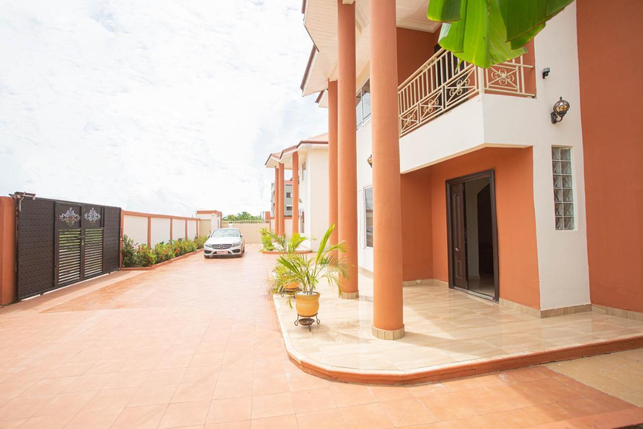 Accra Luxury Homes @ East Legon Экстерьер фото